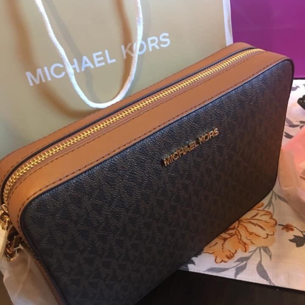Bag - Picture 2 of 3